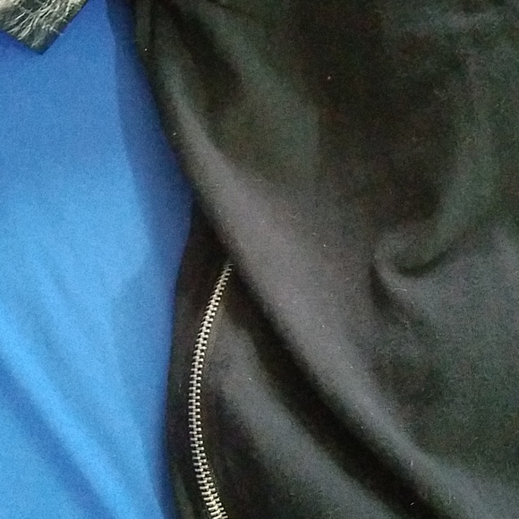 Black Kaviar Mens Top - Picture 6 of 8